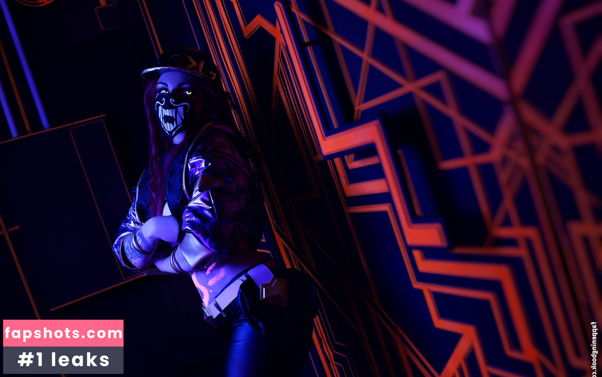 Bizarre Deer gallery photo #68