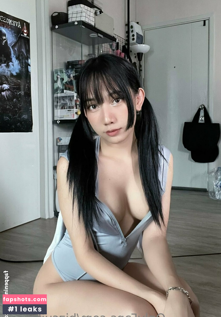 Bizcuitzluvly gallery photo #8