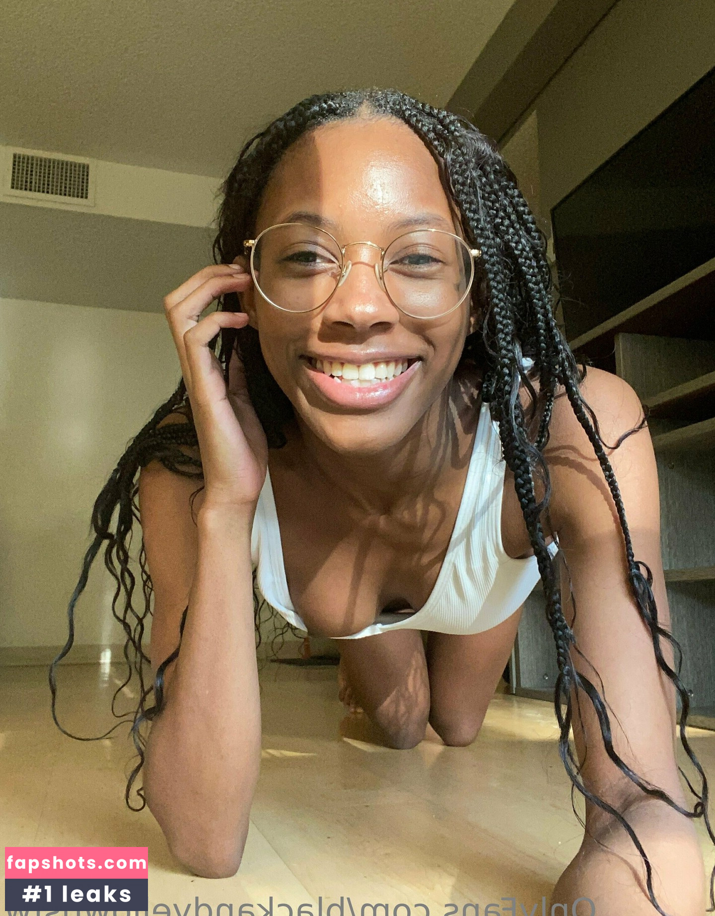 blackandyellownsfw gallery photo #28