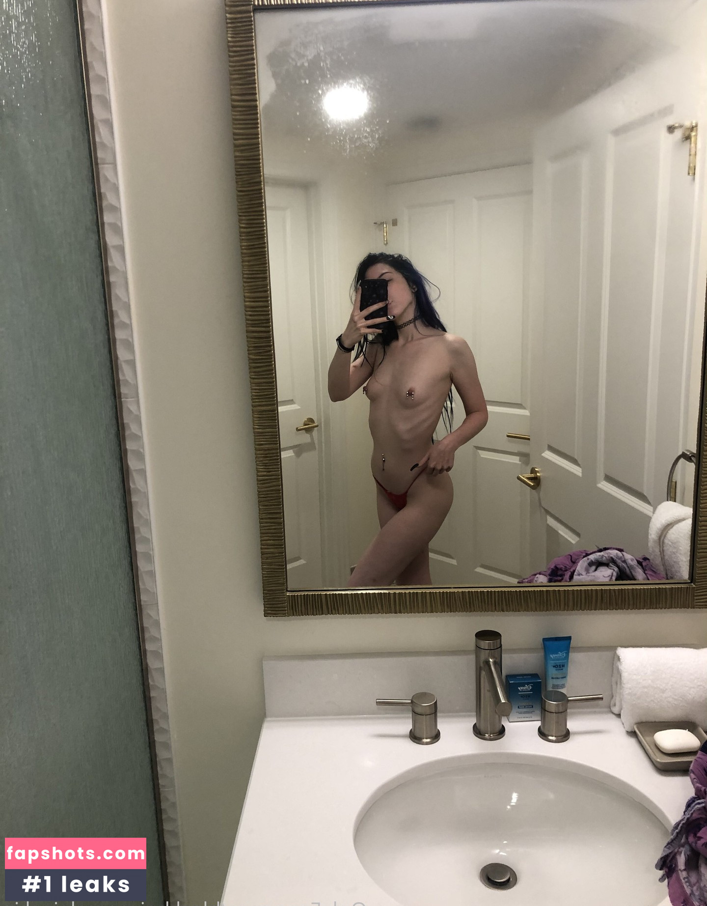 blackhairporcelainskin gallery photo #11