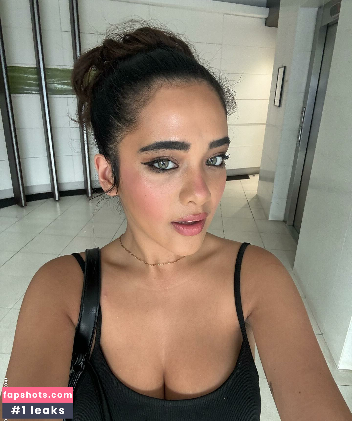 Blaise gallery photo #28