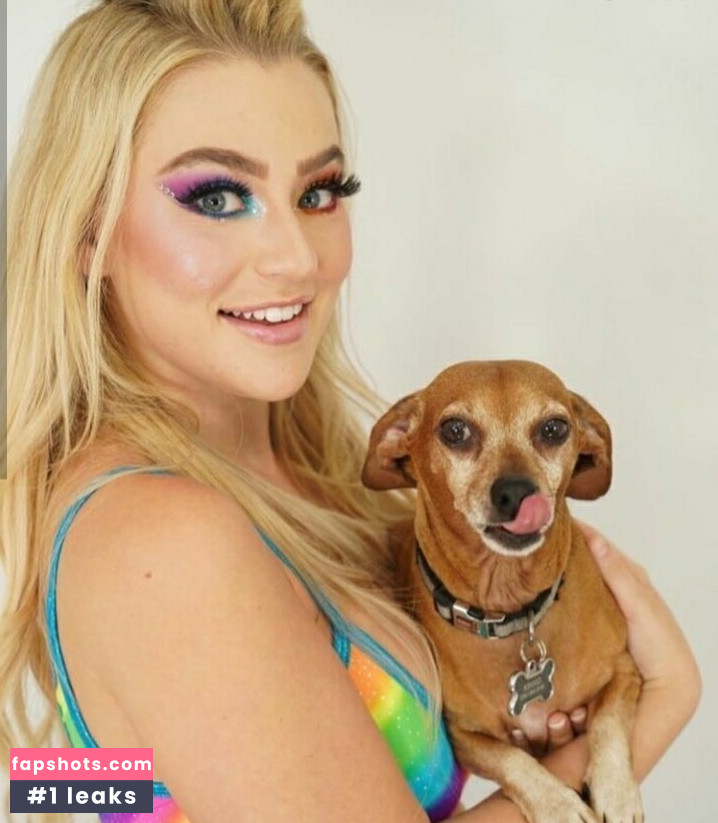 Blake Blossom gallery photo #239