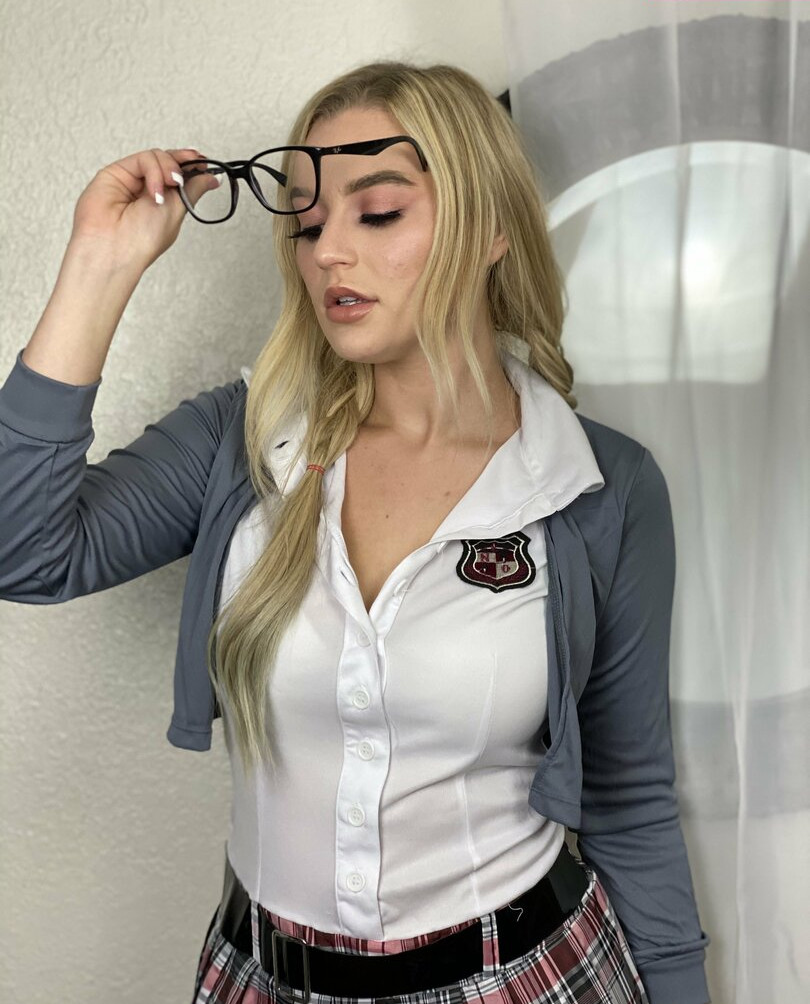 blake-blossom gallery photo #1018