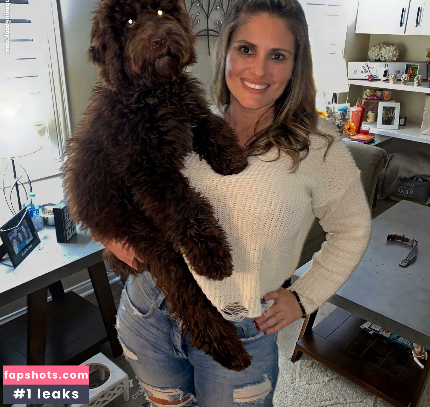 Blanca M gallery photo #2