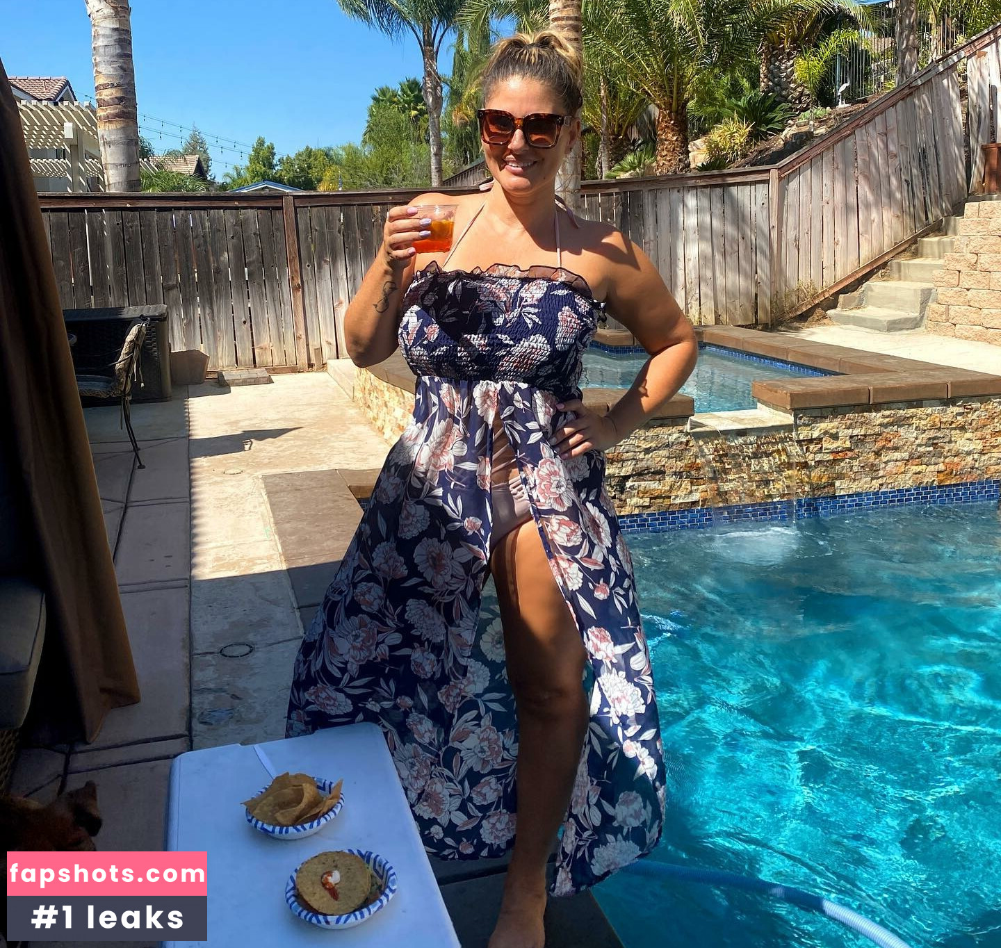 Blanca M gallery photo #11