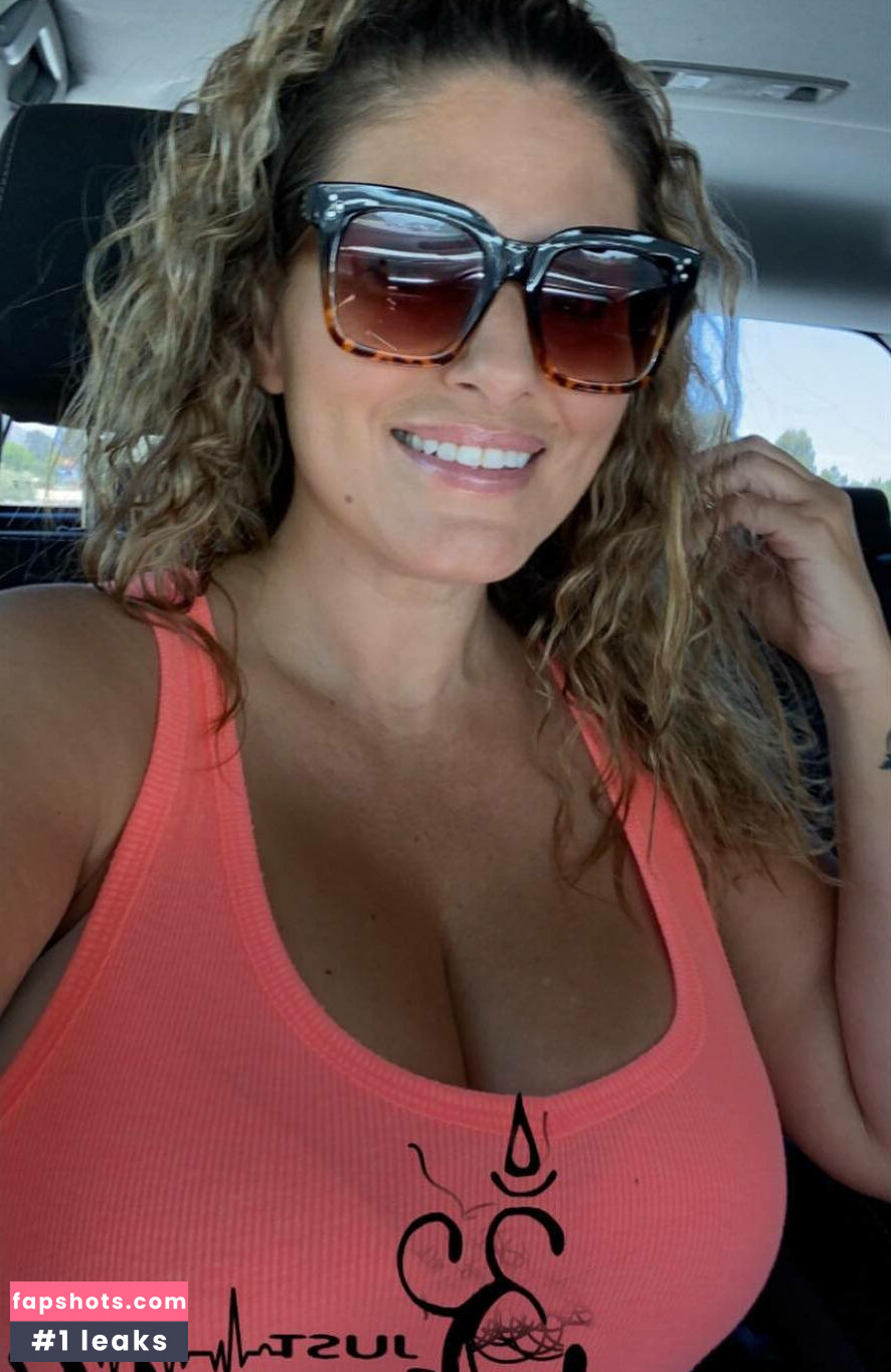 Blanca M gallery photo #16