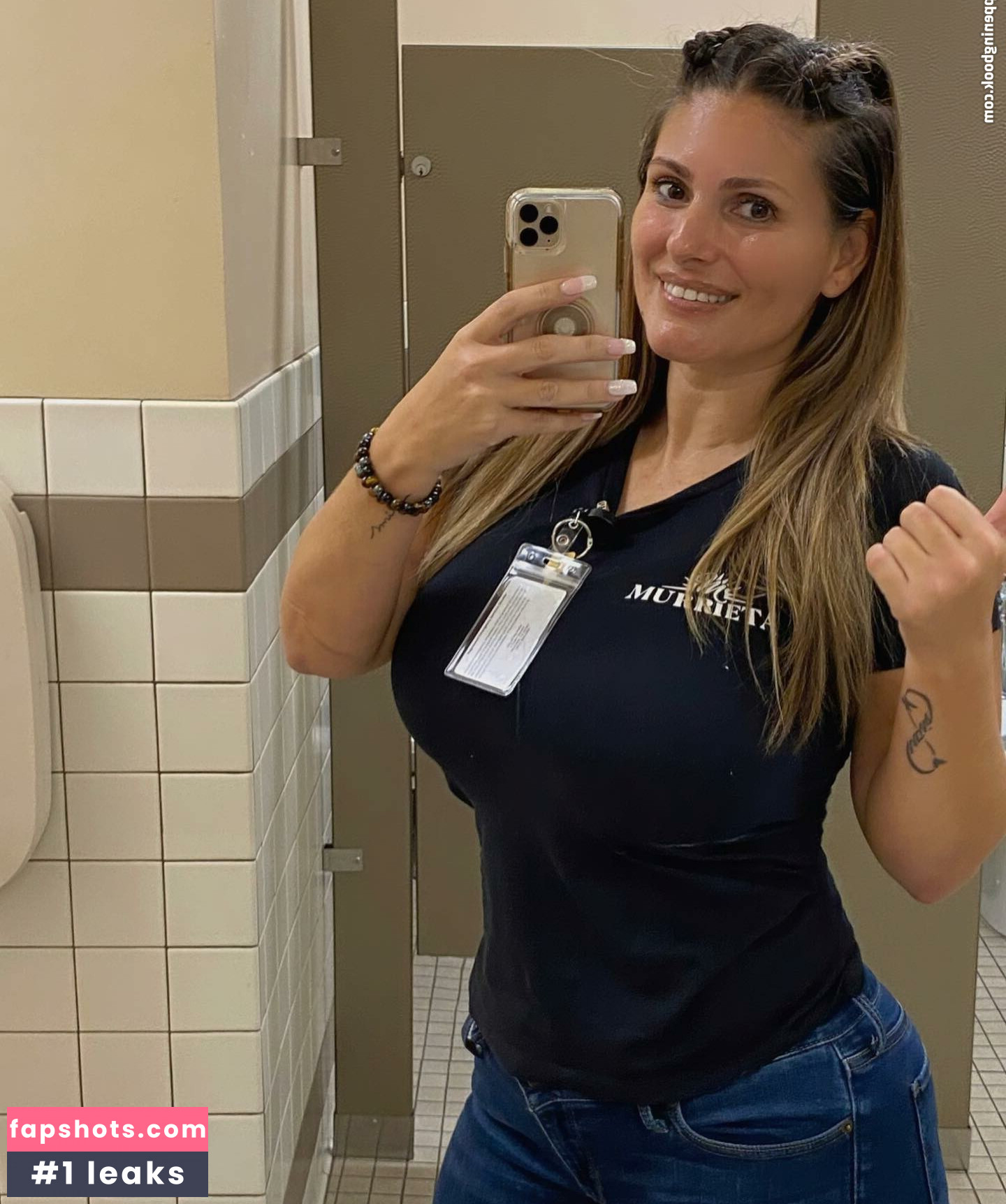 Blanca M gallery photo #5