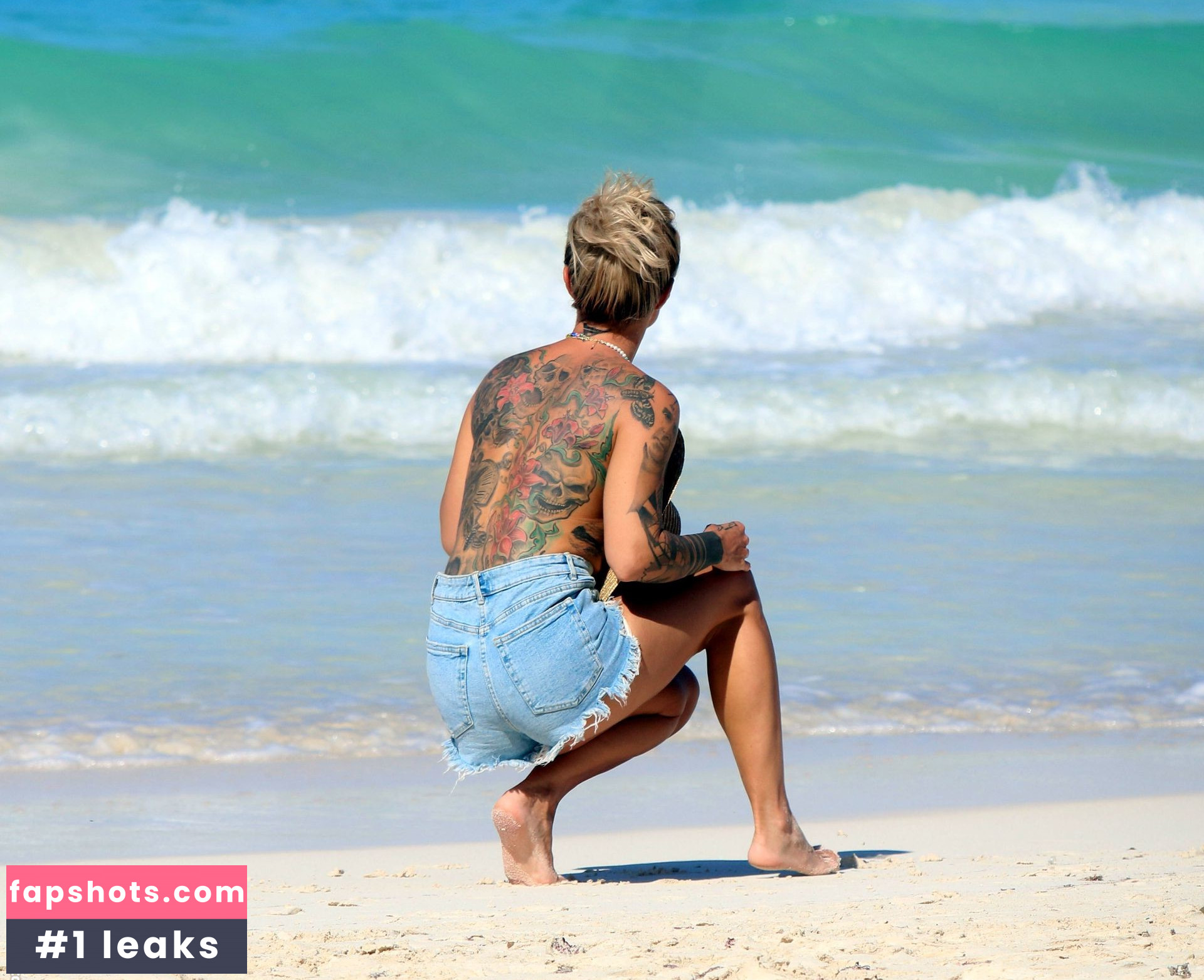 Blanka Lipinska gallery photo #49