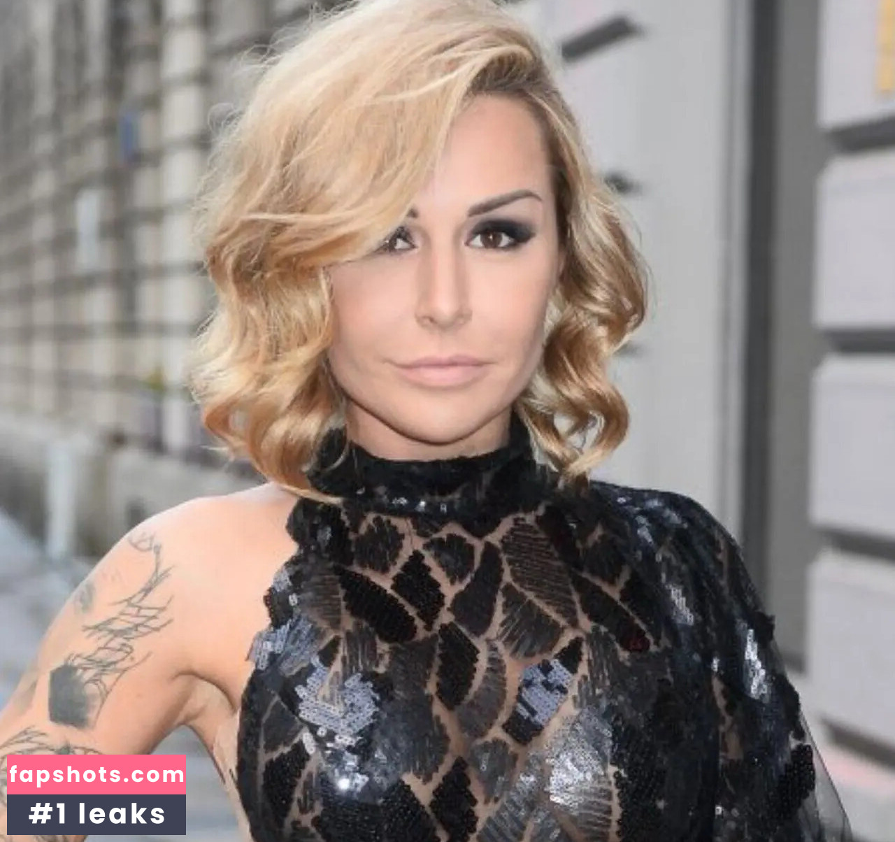 Blanka Lipinska gallery photo #9