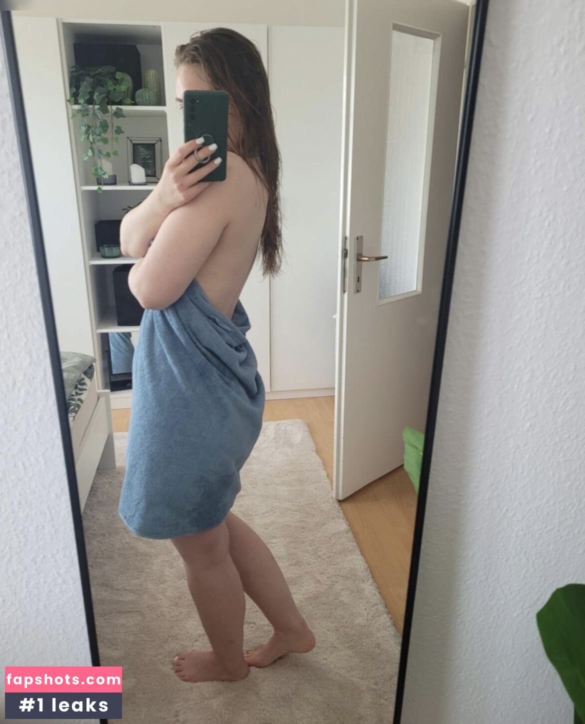 blond-sophie gallery photo #16