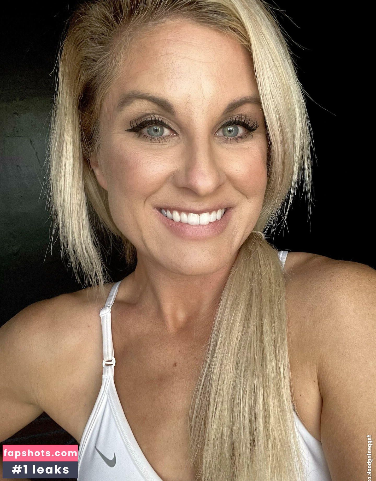 Blonde-Country-Girl gallery photo #10