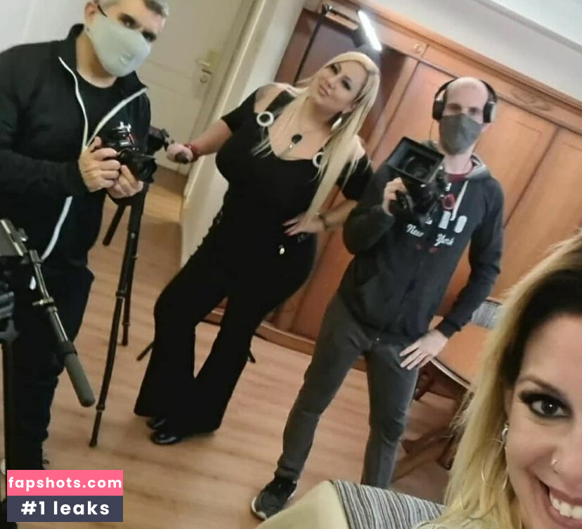 blonde_maria gallery photo #21