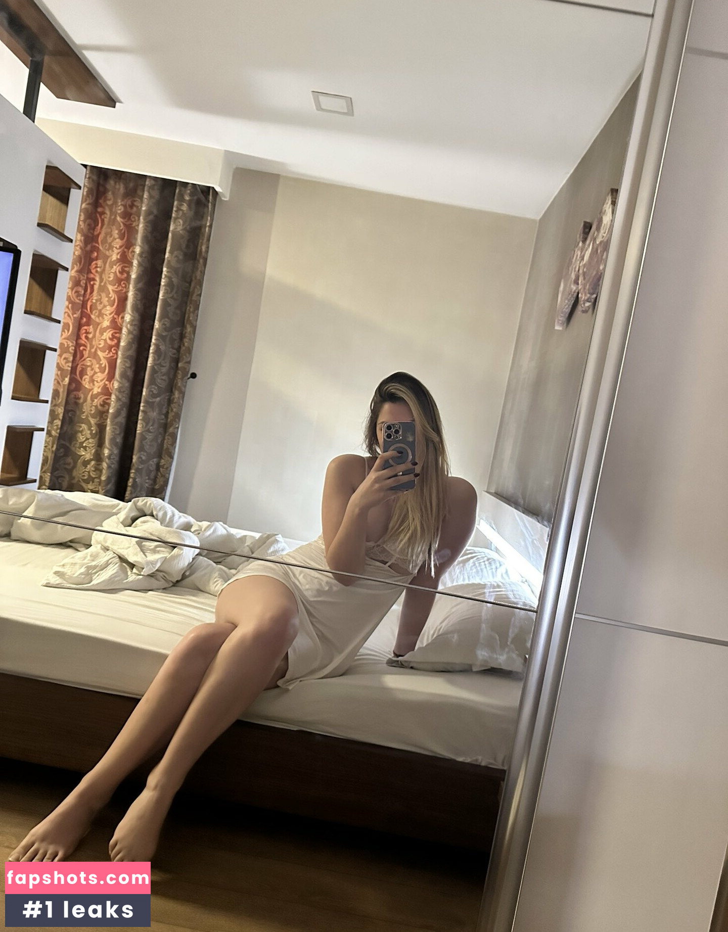 Blonde Vhisky gallery photo #4