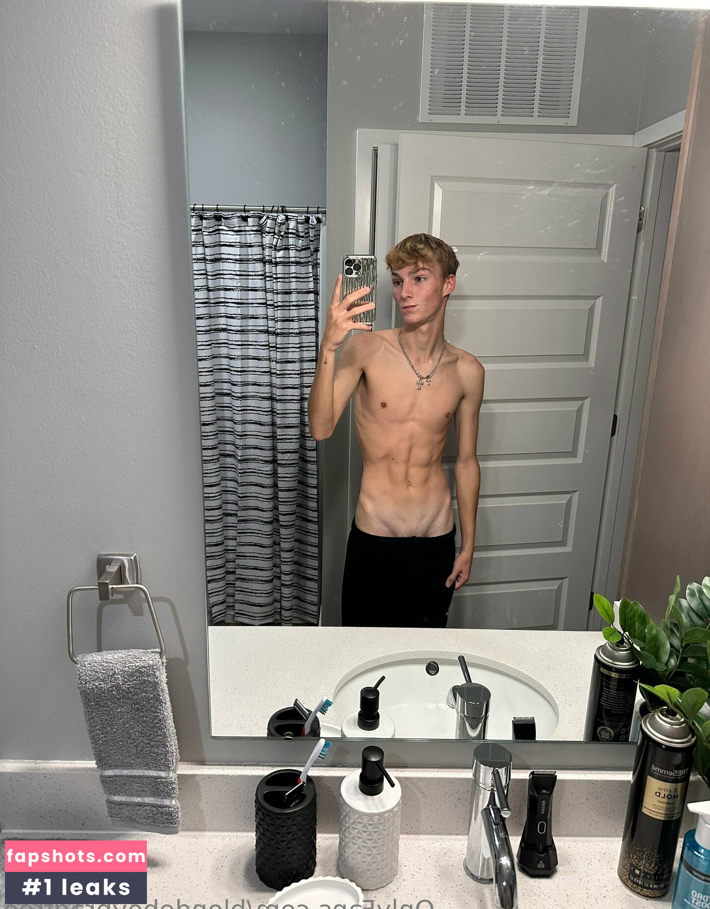 blondeboybradfree gallery photo #12