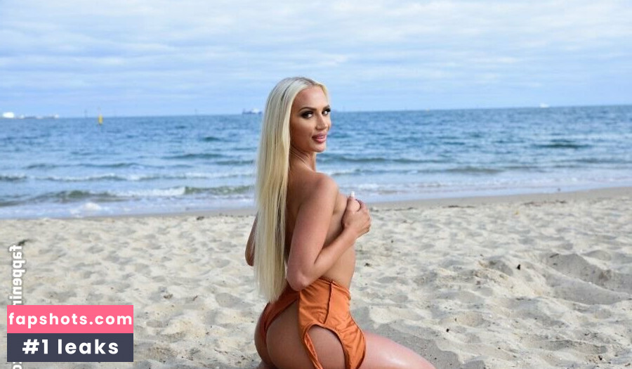 Blondedoll gallery photo #2