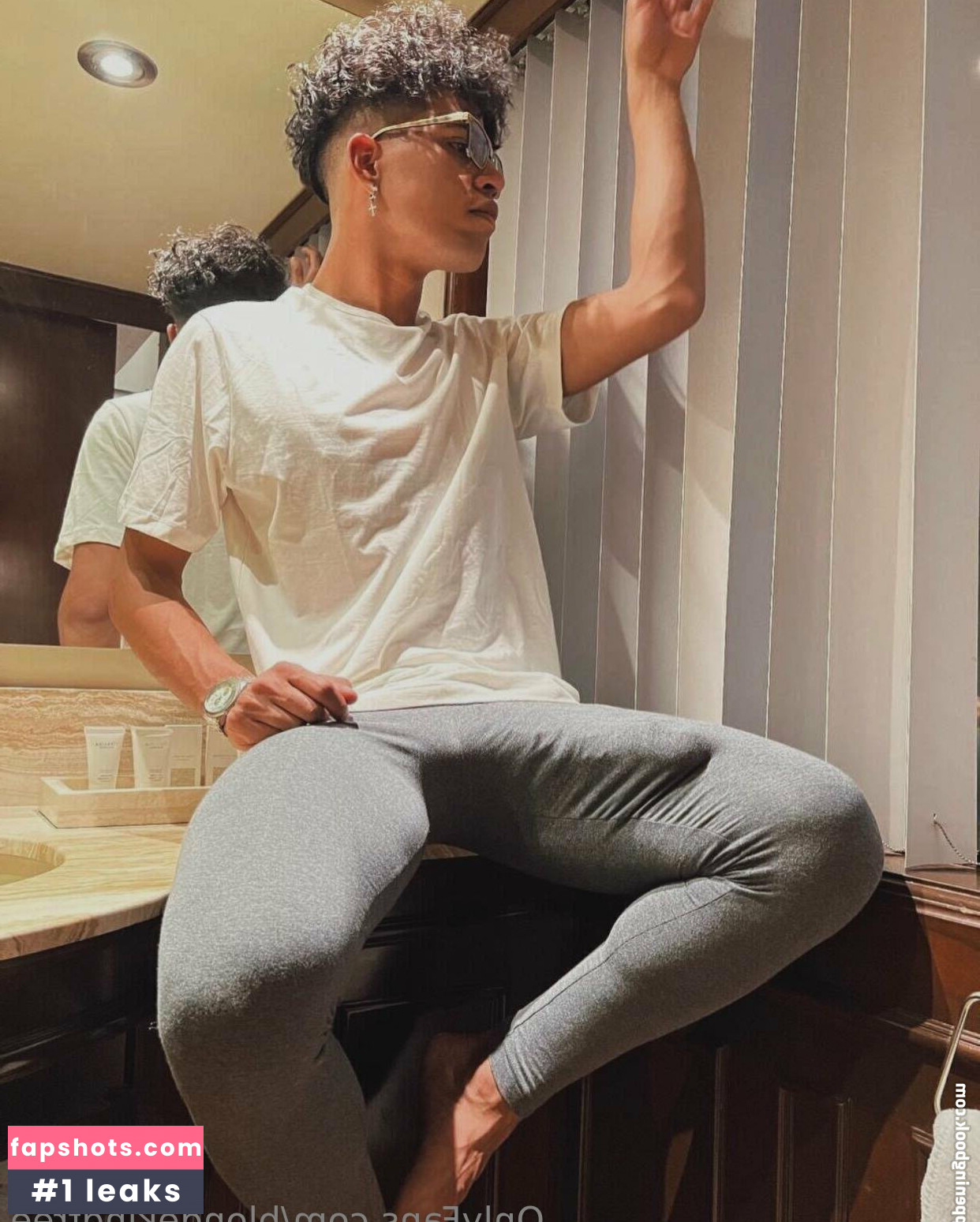 blondekingfree Nude Leaks OnlyFans Photos #49 - LeakJerk