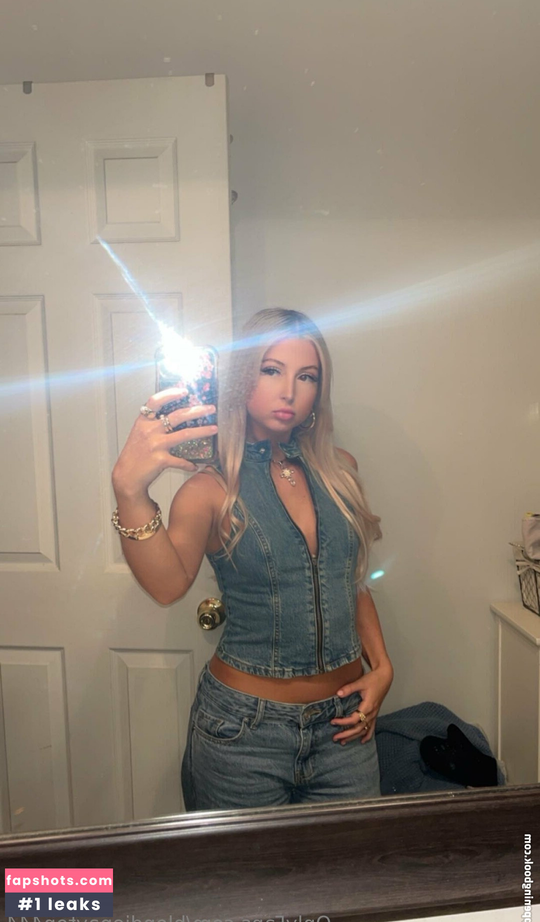 blondiepayton444 nude babe gallery