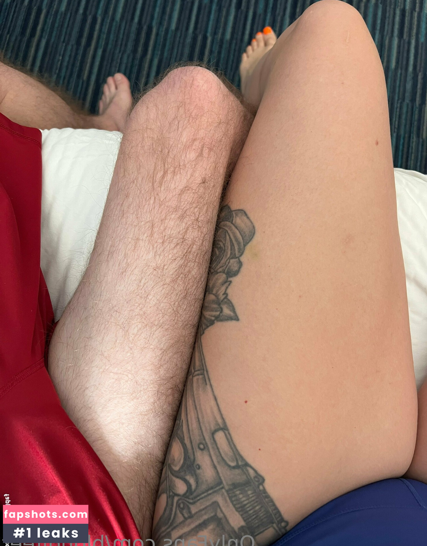 Blondifeet gallery photo #23