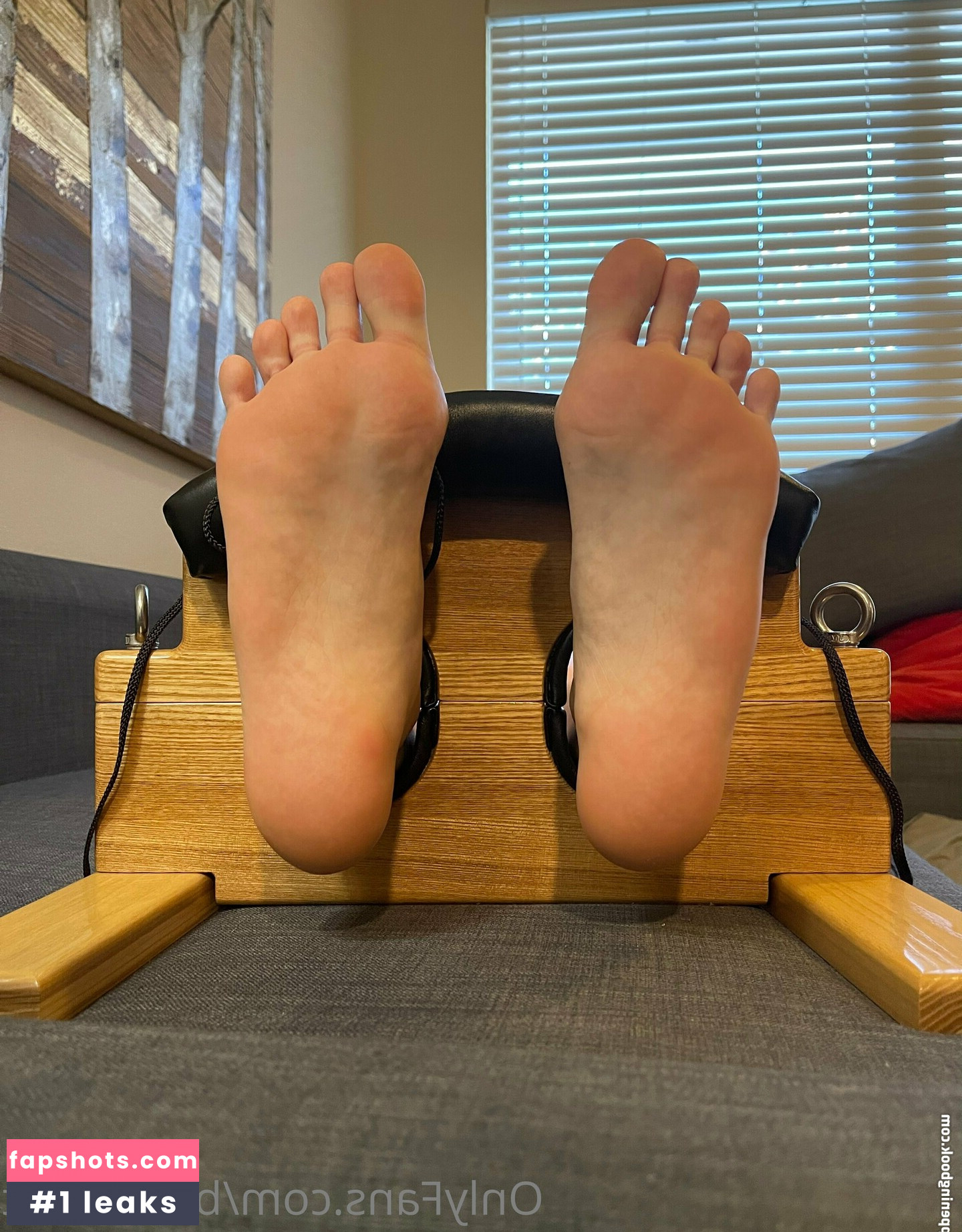 Blondifeet gallery photo #24