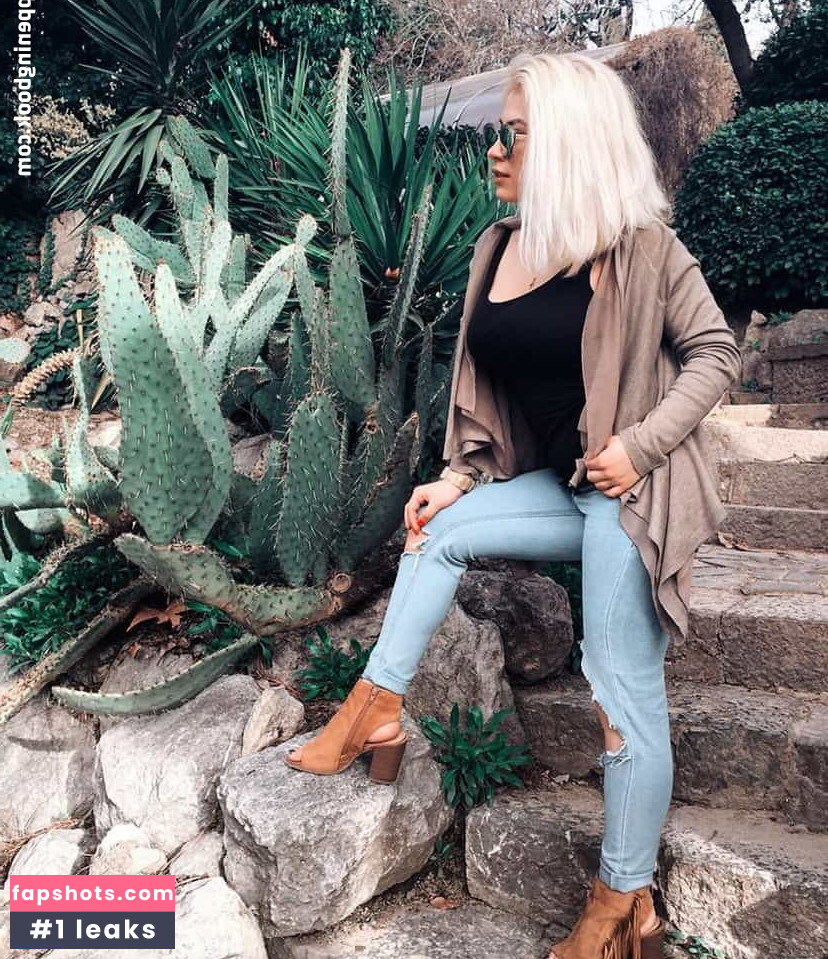 blondiiie_rose Nude Leaks OnlyFans Photos #14 - LeakJerk