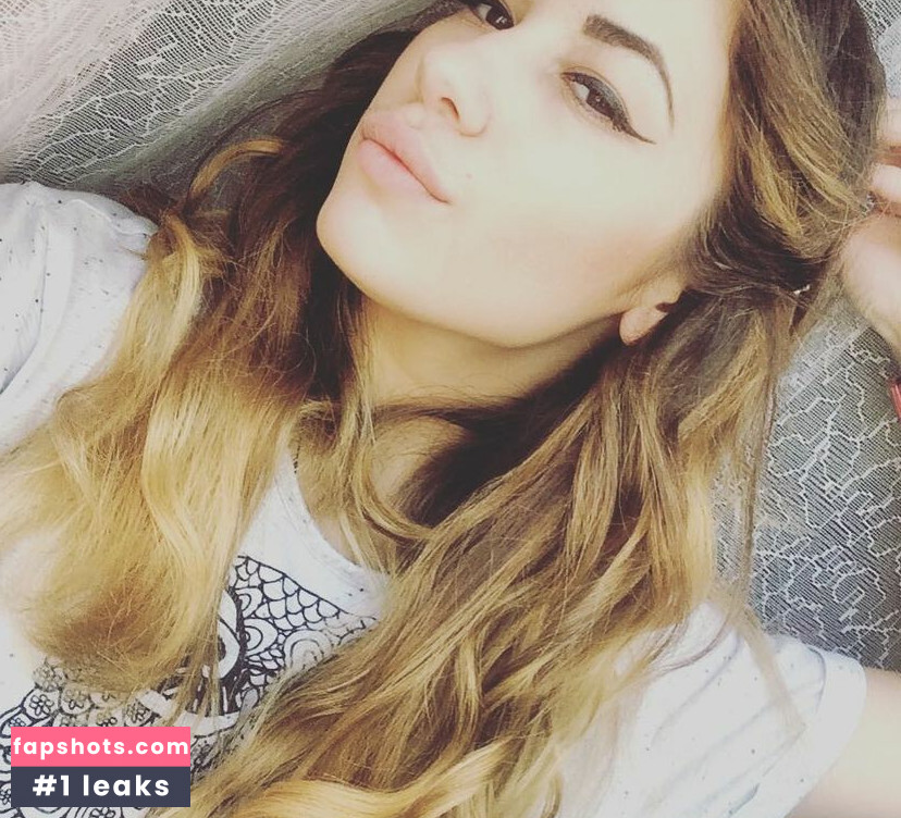 blondiiie_rose Nude Leaks OnlyFans Photos #21 - LeakJerk