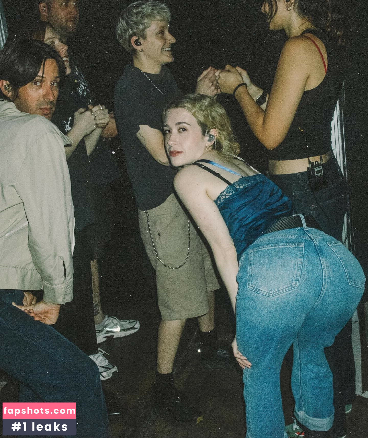 Blondshell nude babe gallery