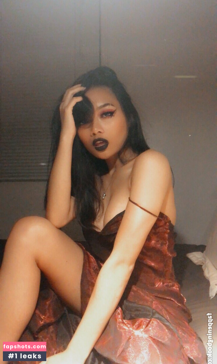 Bloodblossom_ Nahé úniky fotek pouze od fanoušků #12 - Fapshots