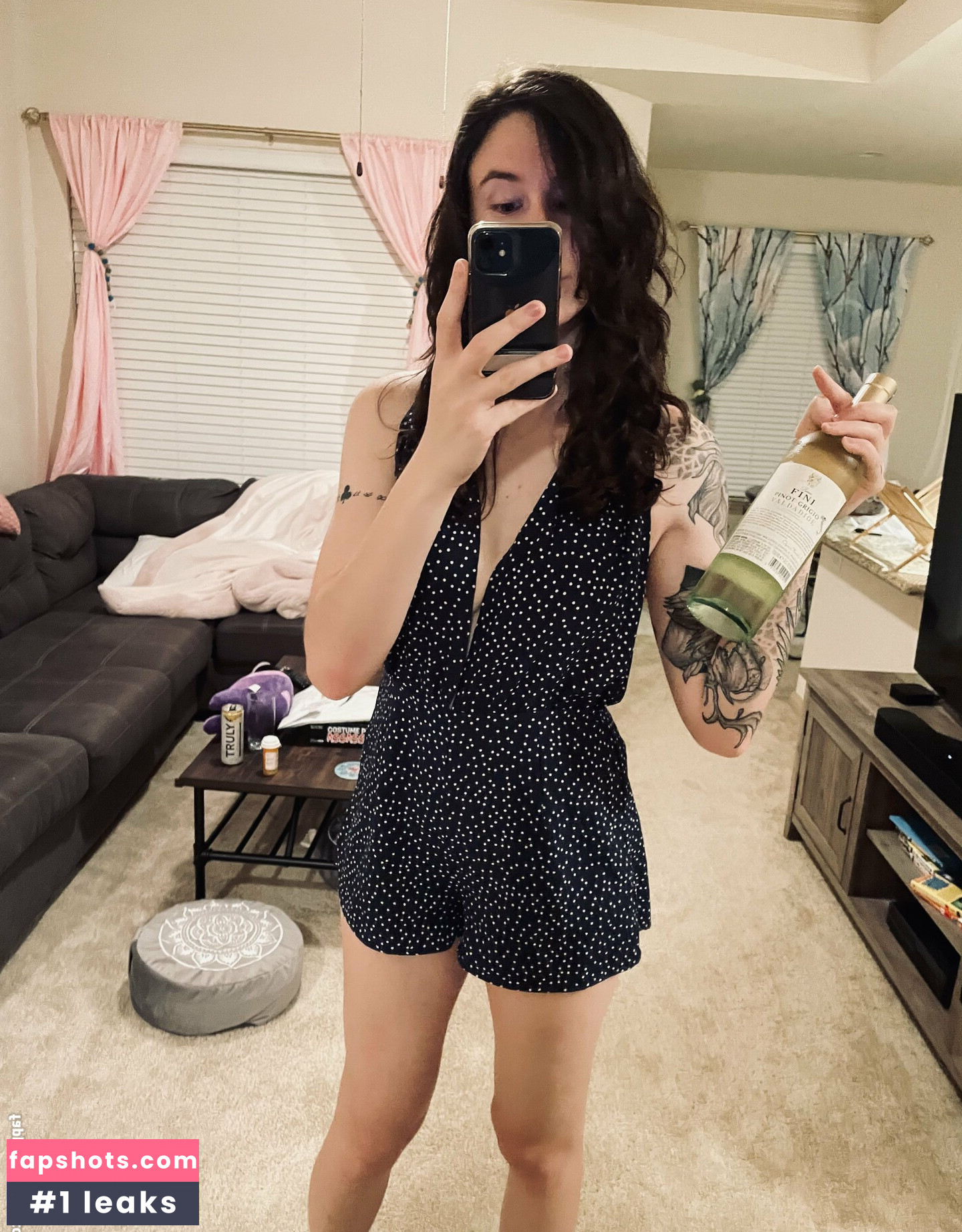 Bloody gallery photo #12