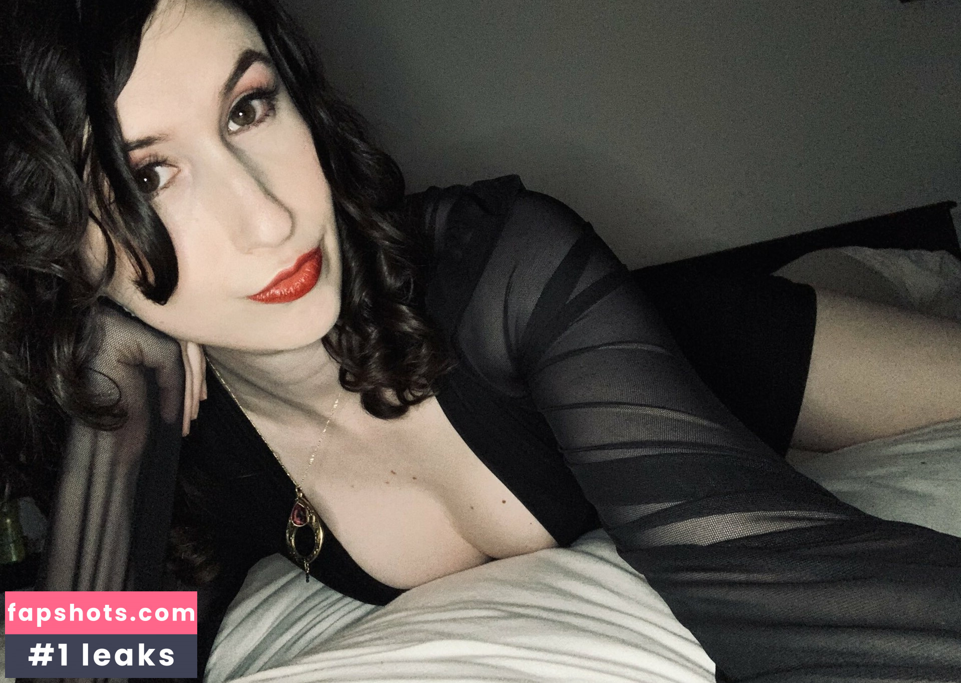 Bloody gallery photo #19