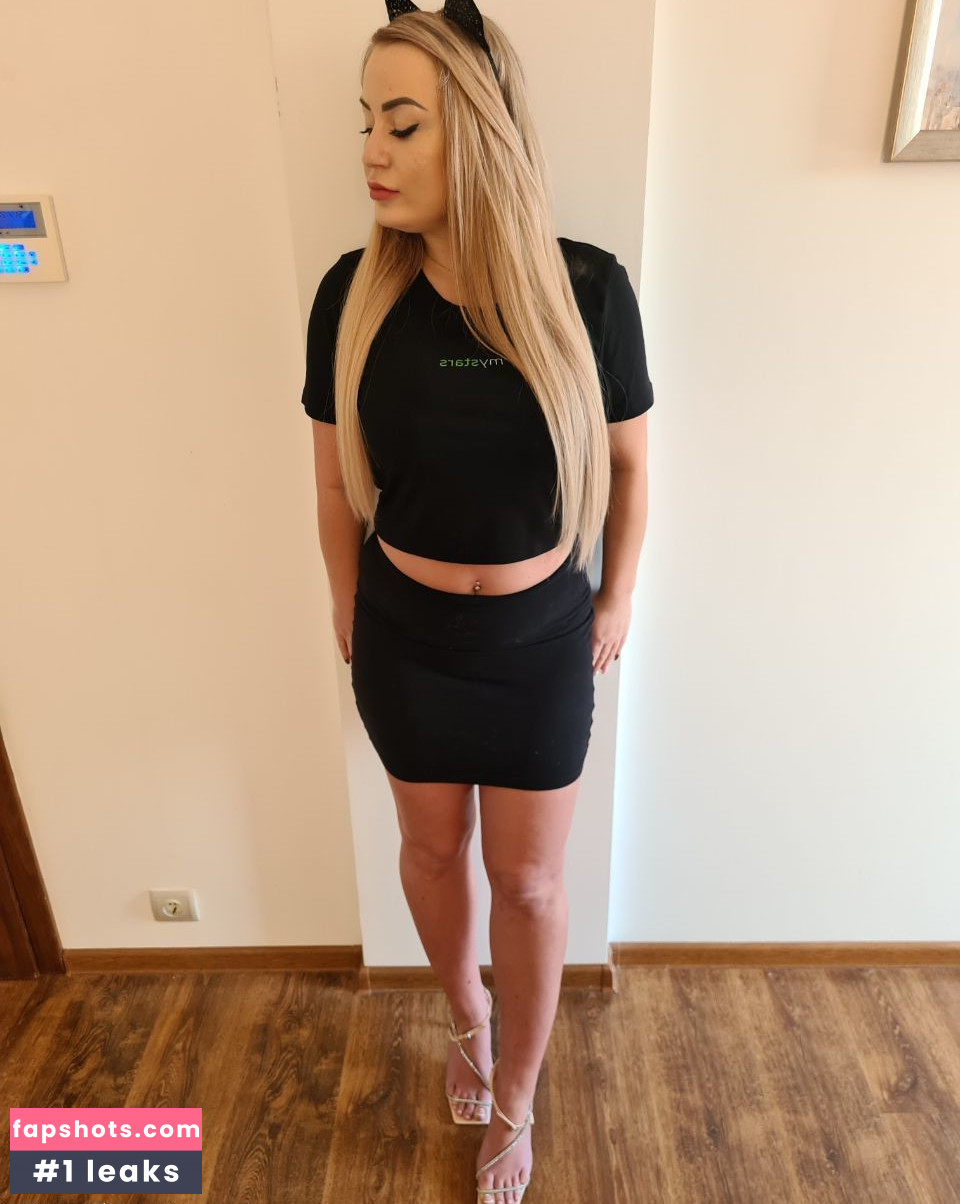 Bloondi21 gallery photo #7