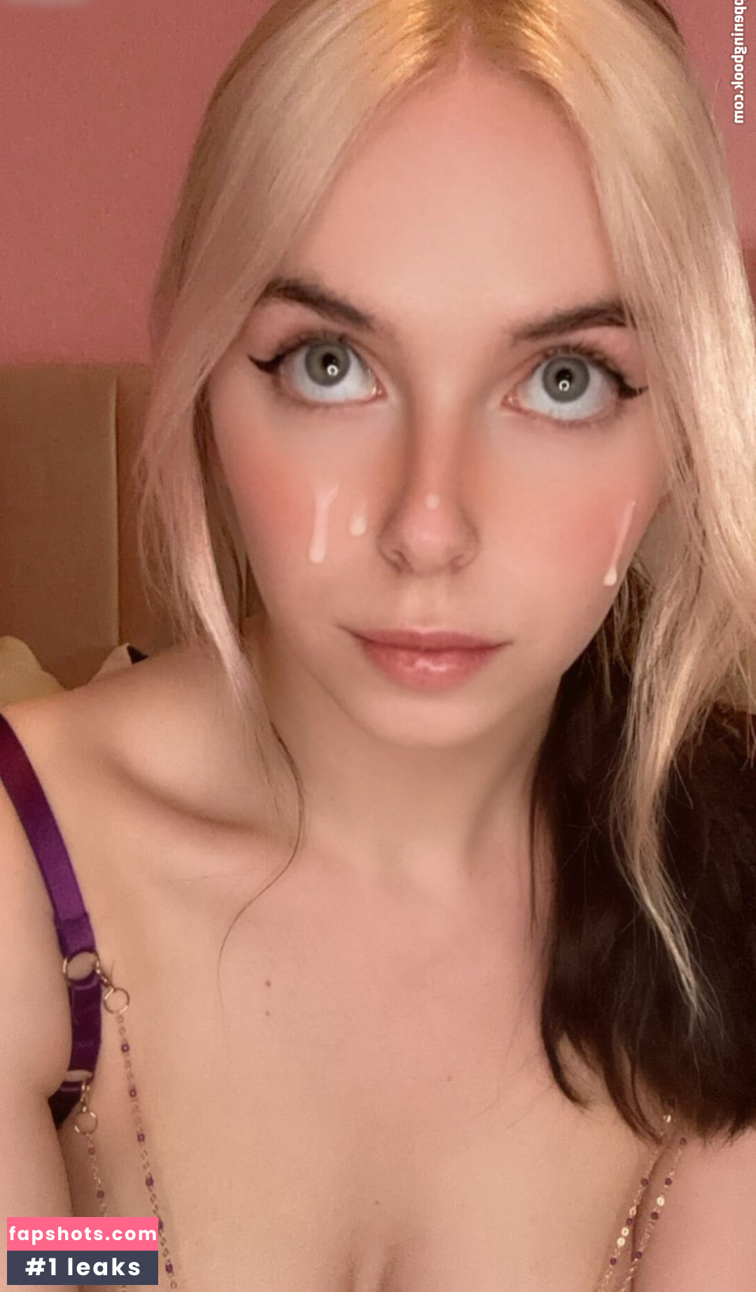 Blossom.prinxess gallery photo #38