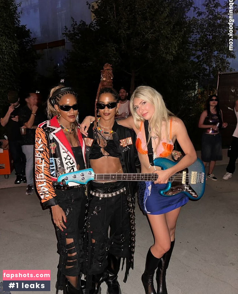 Blu DeTiger gallery photo #11