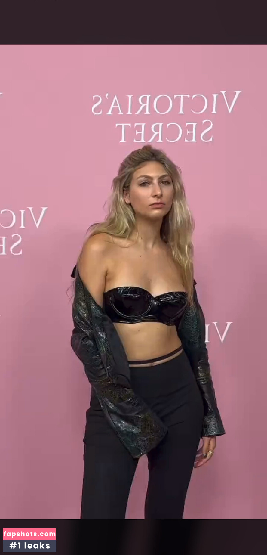 Blu DeTiger gallery photo #16