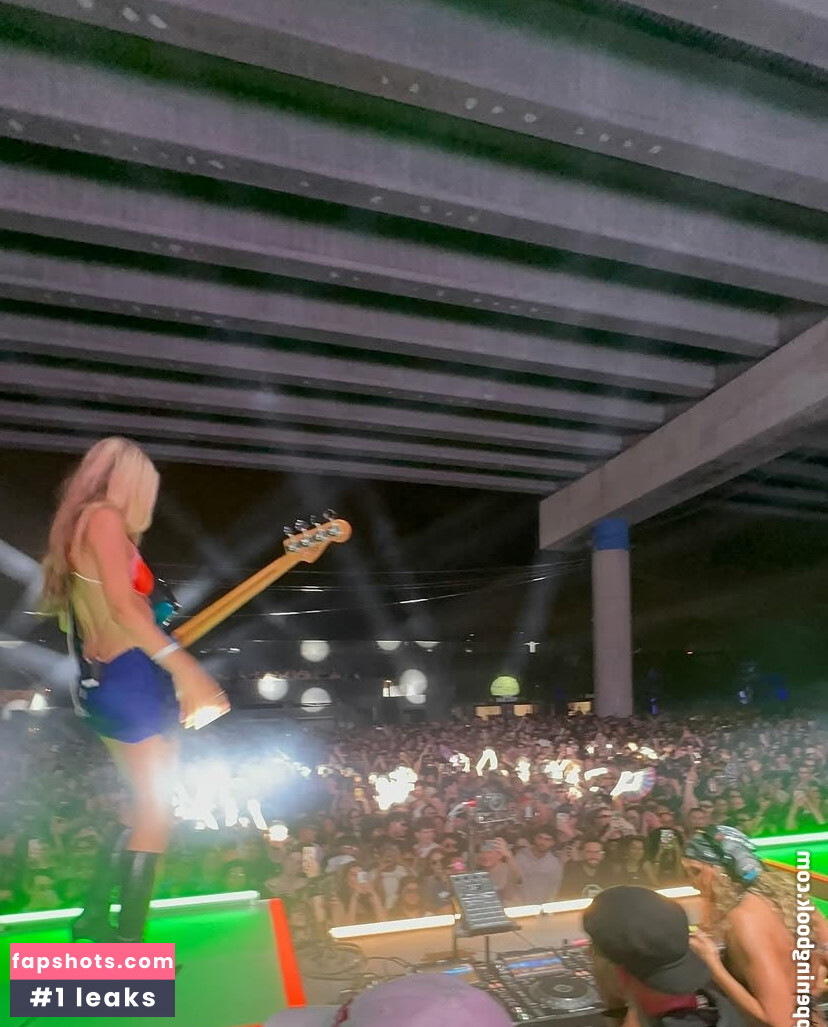 Blu DeTiger gallery photo #3