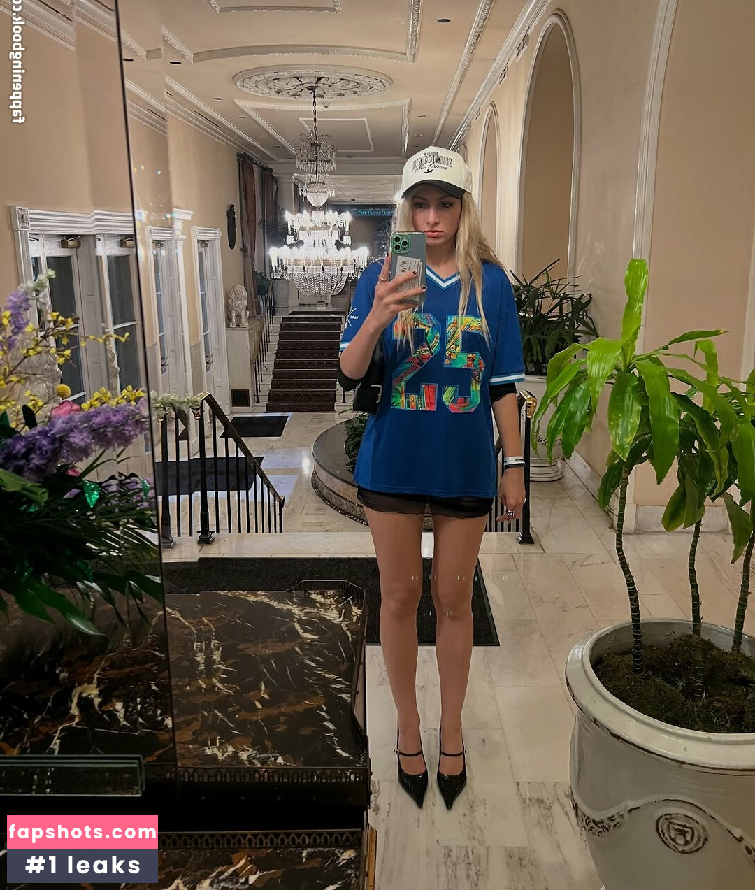 Blu DeTiger gallery photo #36