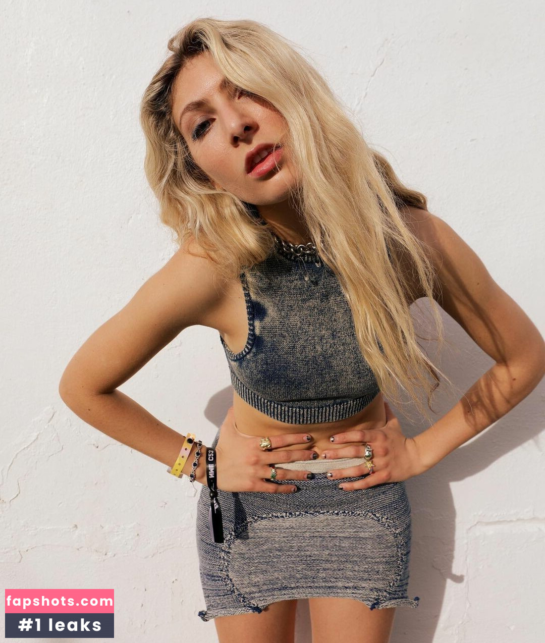 Blu DeTiger gallery photo #83