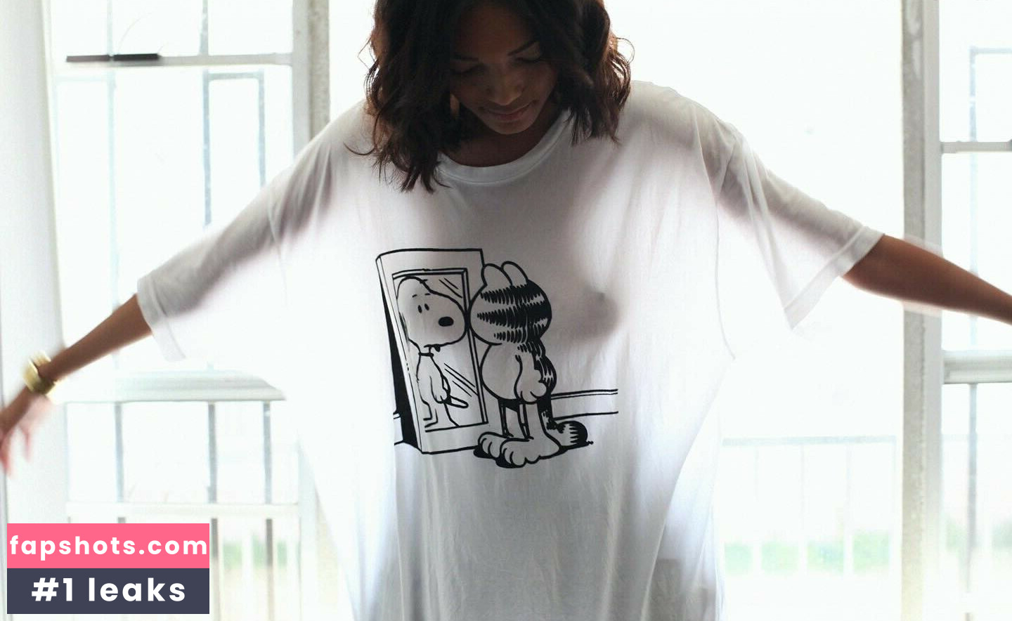 Blu Hunt gallery photo #31