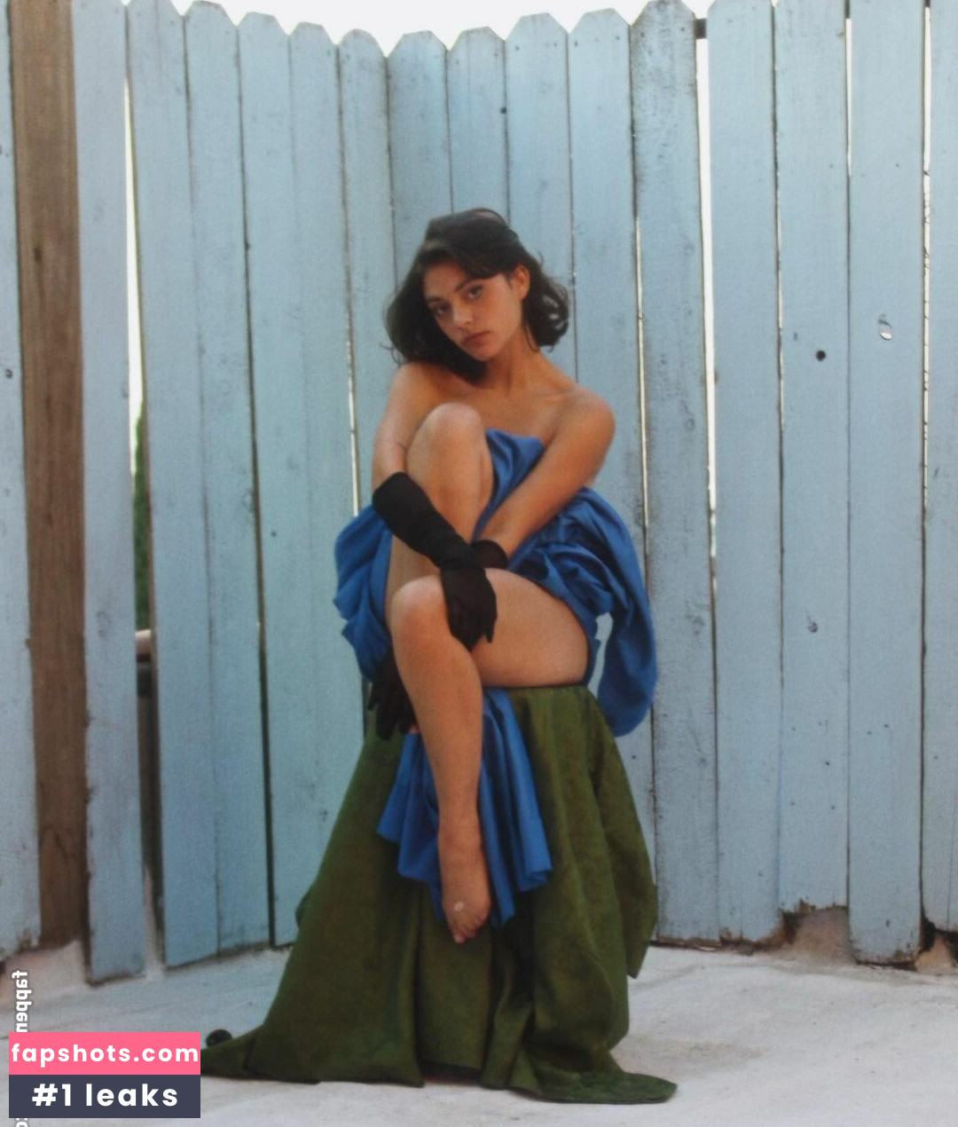 Blu Hunt gallery photo #36