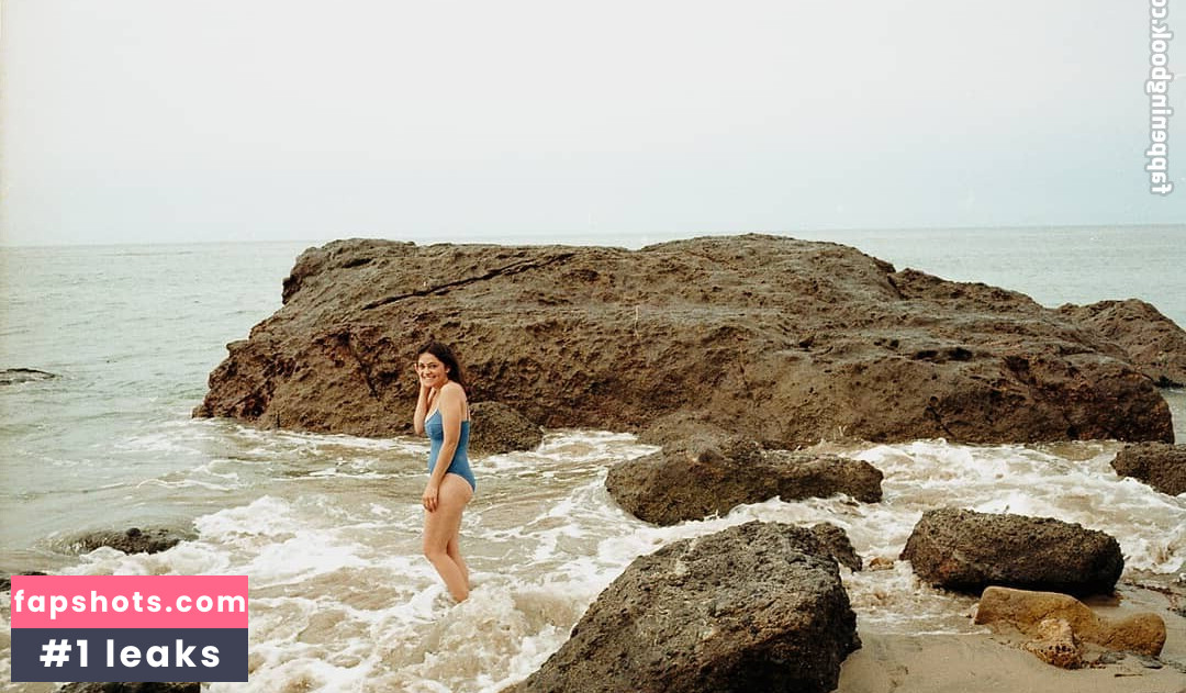 Blu Hunt gallery photo #40