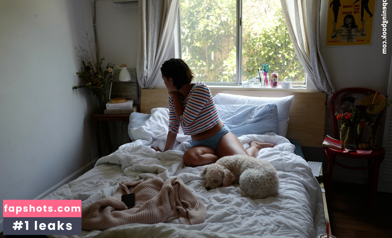 Blu Hunt gallery photo #47