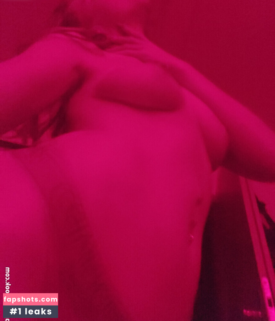 blue.mogli Filtración Desnuda OnlyFans Foto #15 - Fapshots