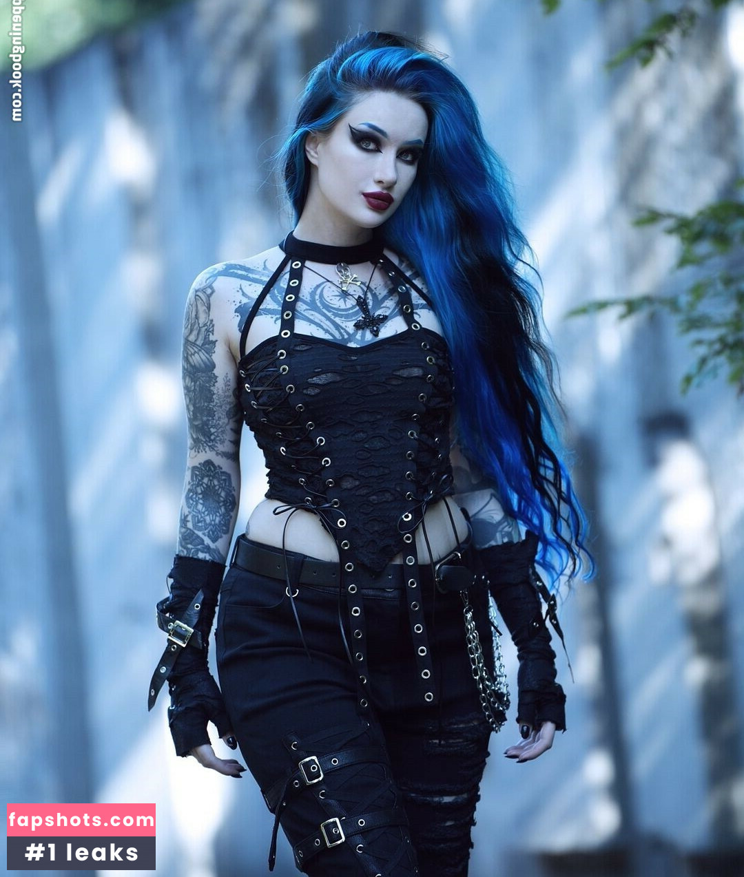 BlueAstrid gallery photo #23