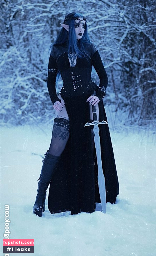 BlueAstrid gallery photo #29