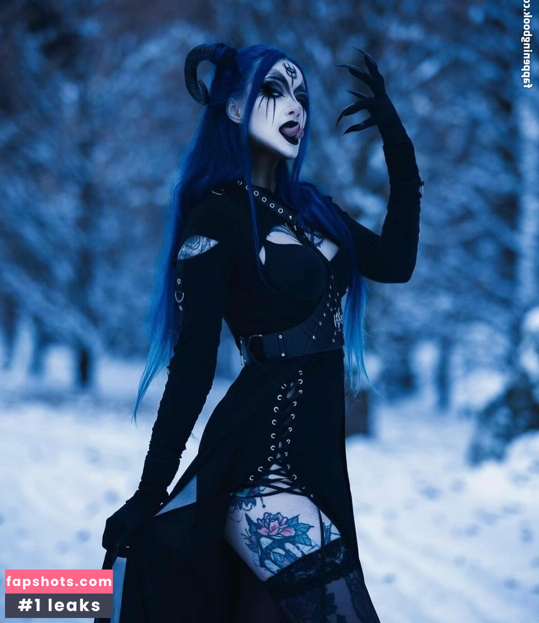 BlueAstrid gallery photo #35