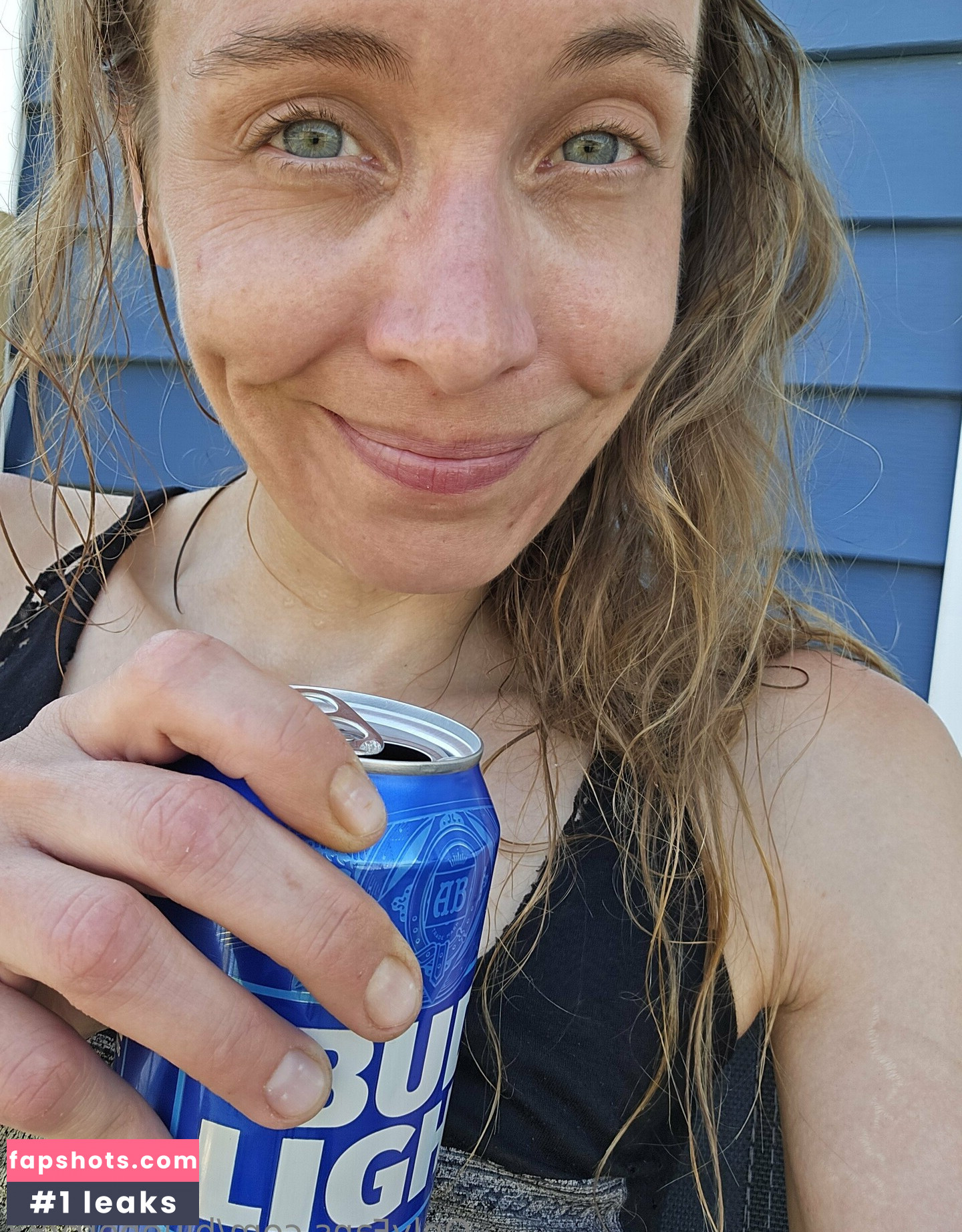 blueberry83 nude babe gallery