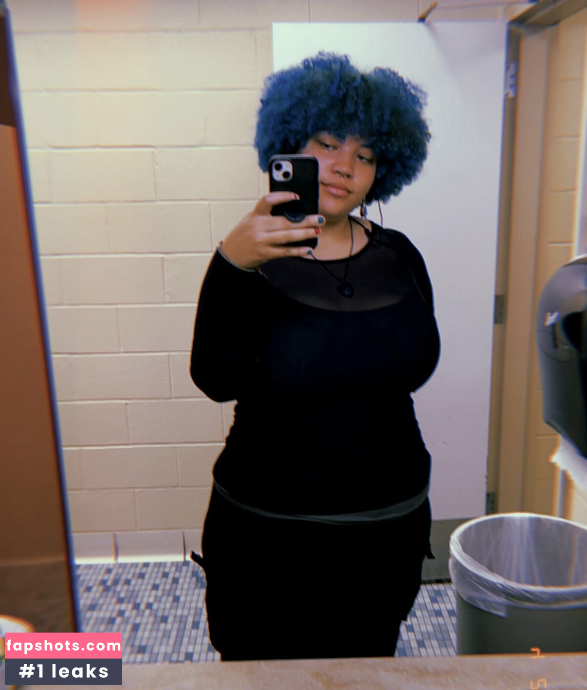 Bluemoss_xx gallery photo #18