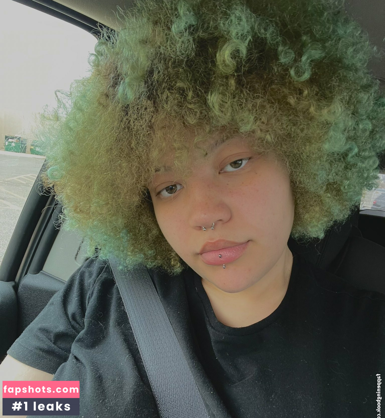 Bluemoss_xx gallery photo #38