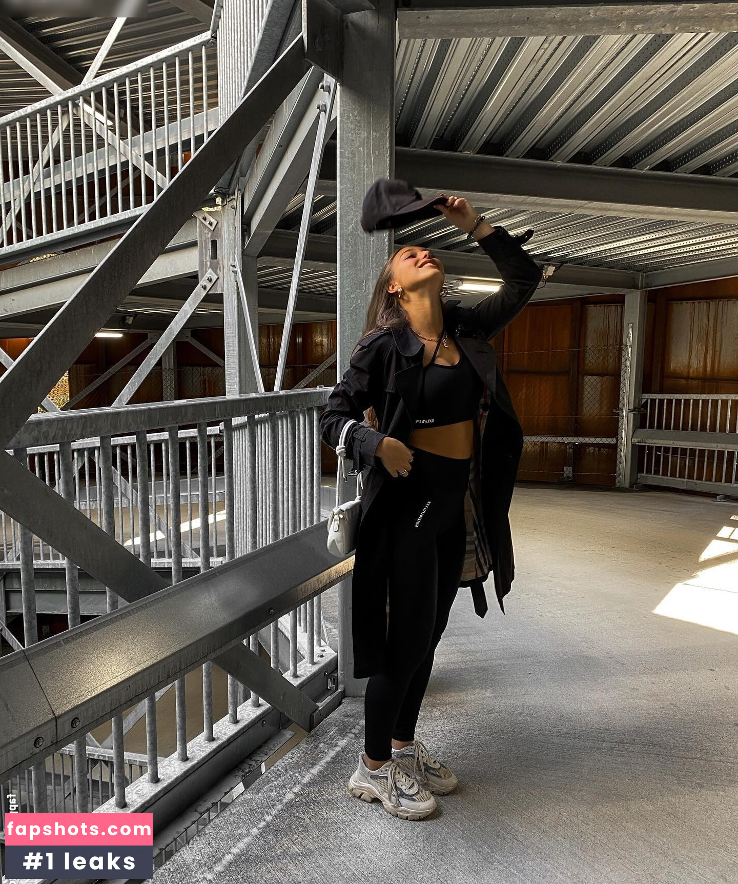 Bo Van Bussel gallery photo #40