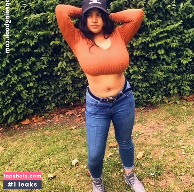 Boa Hancock gallery photo #17