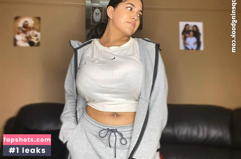 Boa Hancock gallery photo #35